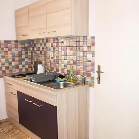 Petrovic شقة *